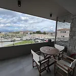 Deluxe 1-bedroom In The Heart Of Daire