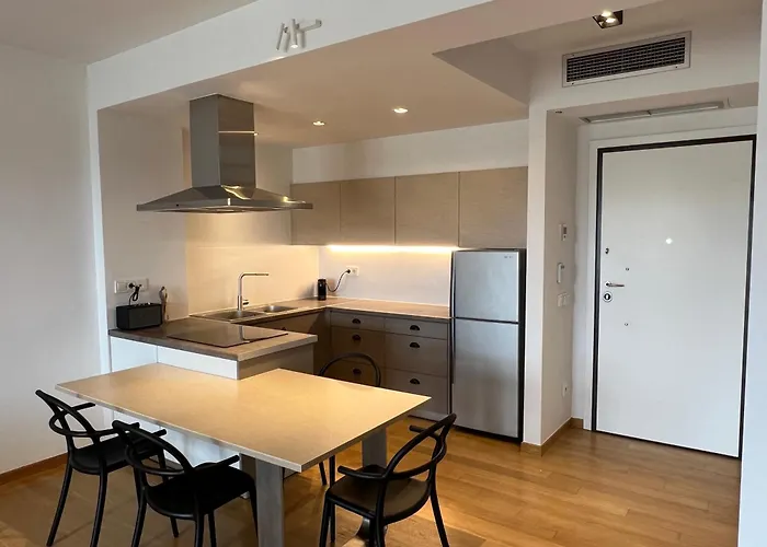 Deluxe 1-bedroom In The Heart Of Apartamento