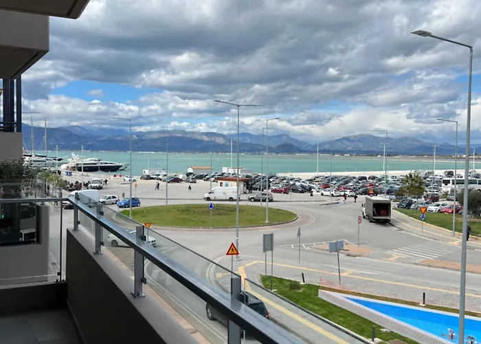 Deluxe 1-bedroom In The Heart Of Apartamento Náuplia